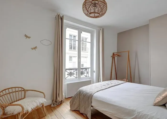 Louvre Montorgueuil Historical Center 3br Ii Apartmán